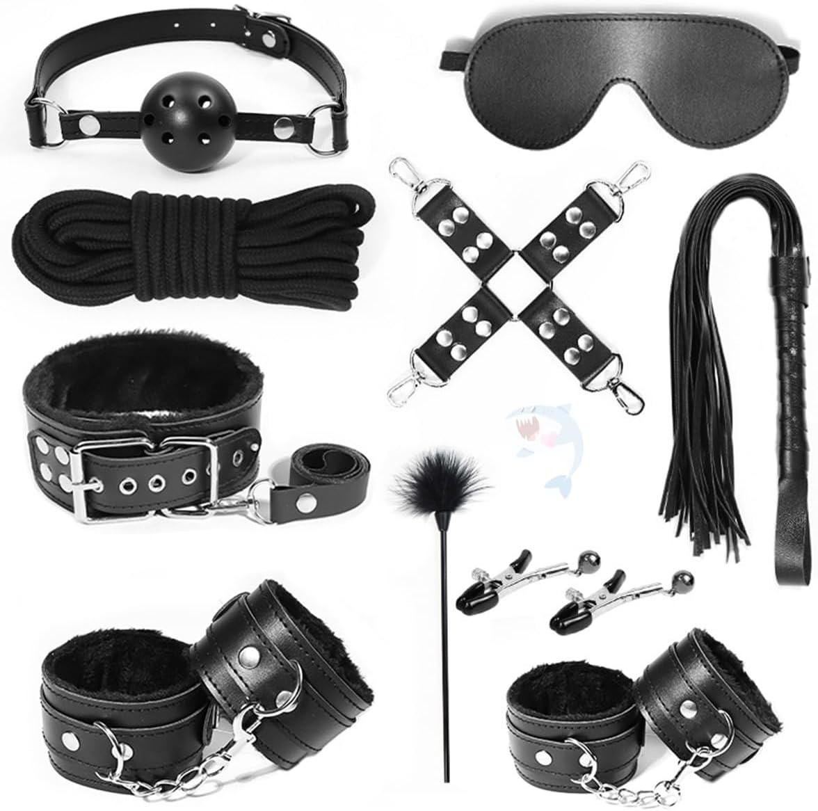 Kit BDSM Débutant (menottes, masque, fouet)